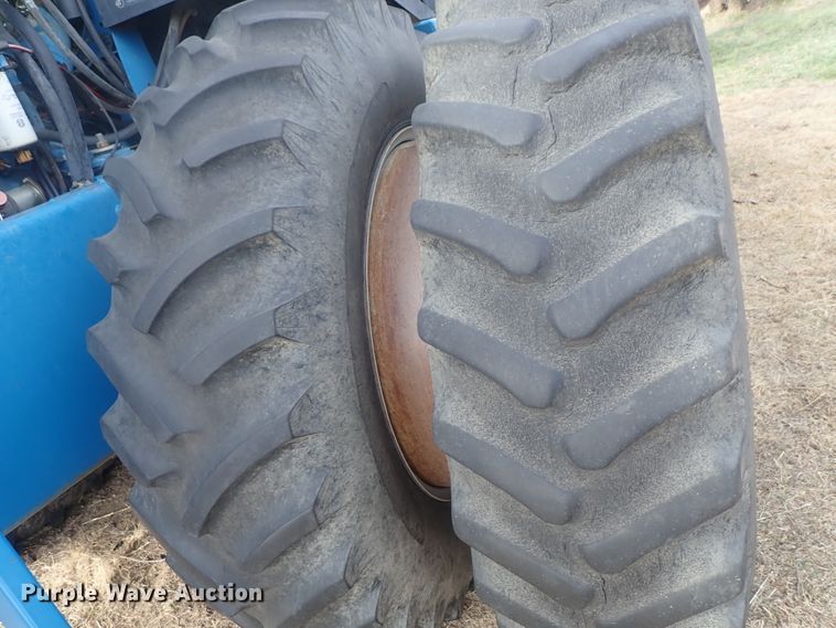 image for item DG3000 1991 Ford 846 Versatile 4WD tractor