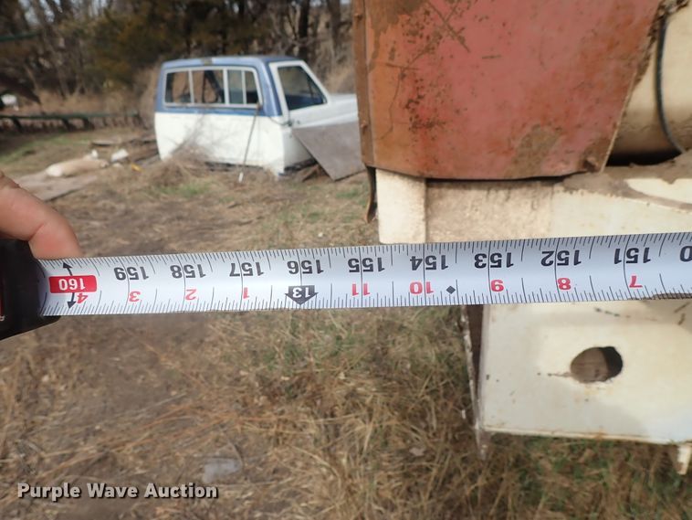 image for item DG3004 1974 Ford F600 feed mixer truck