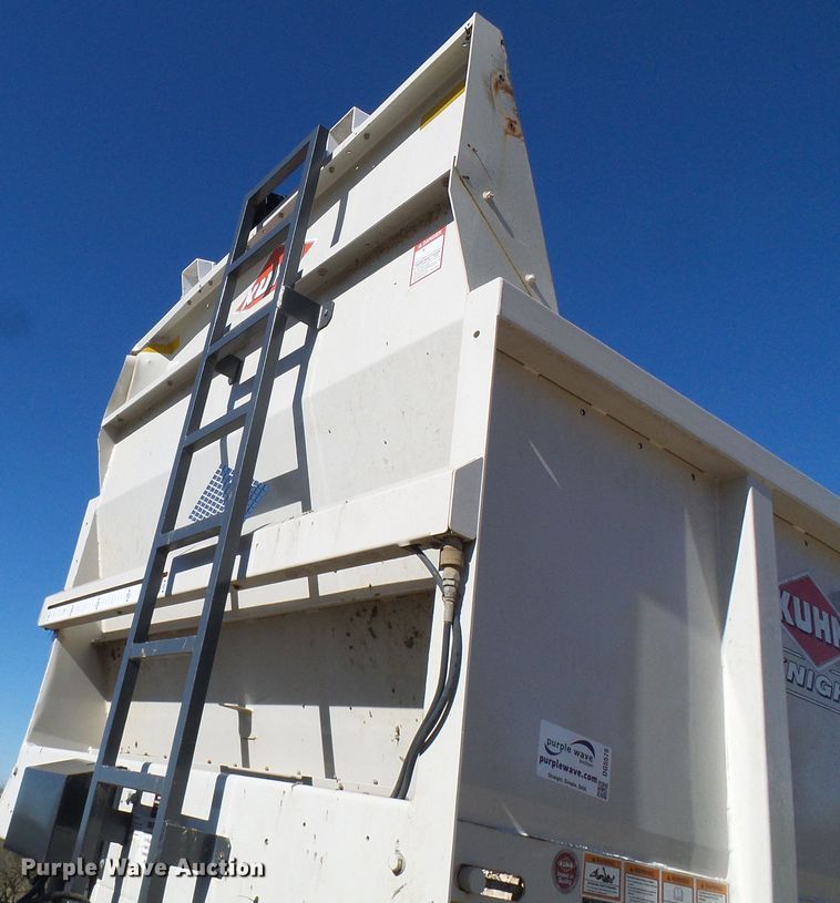 image for item DG5575 Kuhn Knight Prospread PSC181 manure spreader