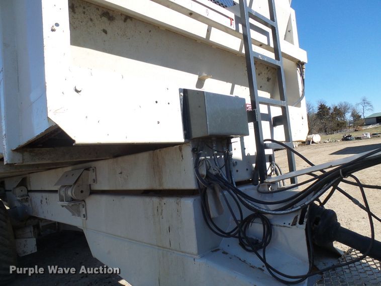 image for item DG5575 Kuhn Knight Prospread PSC181 manure spreader