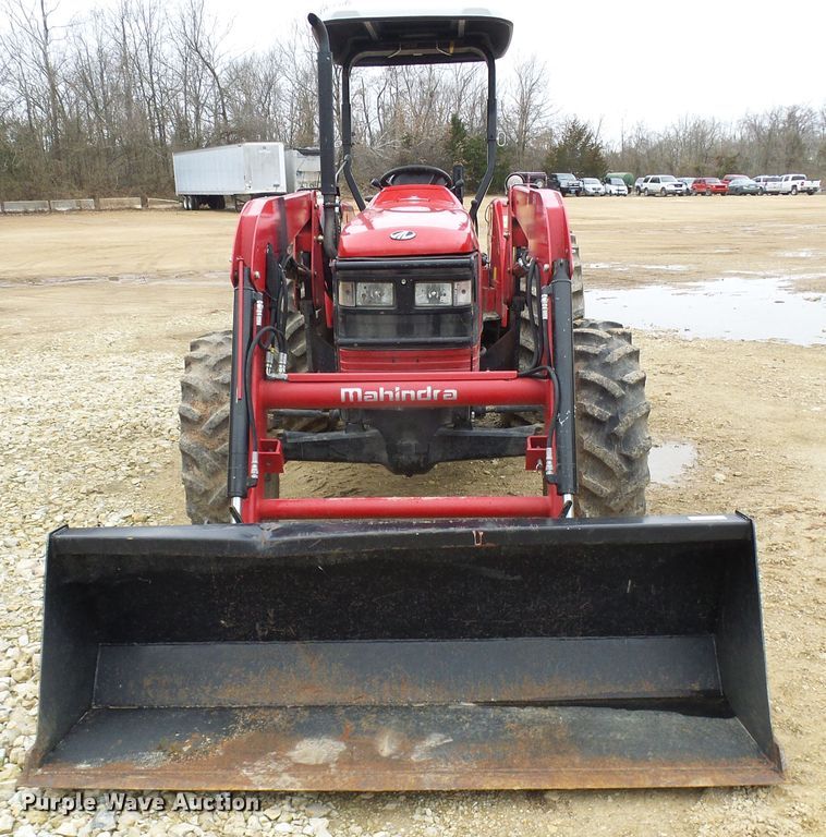 image for item DG5577 Mahindra 5570 HFWD tractor
