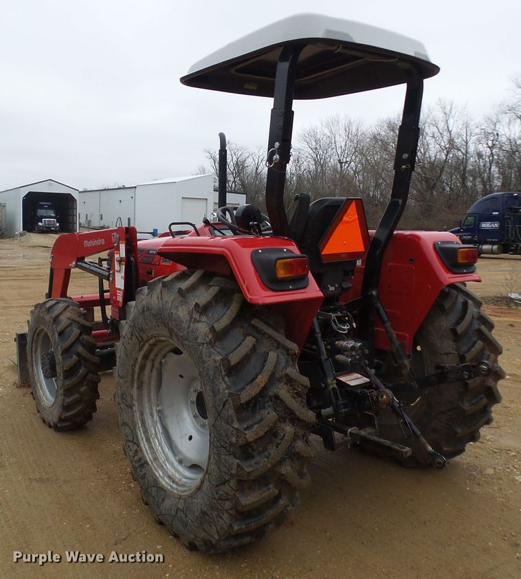 image for item DG5577 Mahindra 5570 HFWD tractor