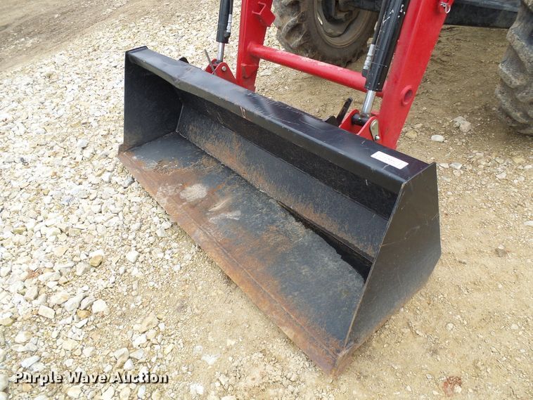 image for item DG5577 Mahindra 5570 HFWD tractor