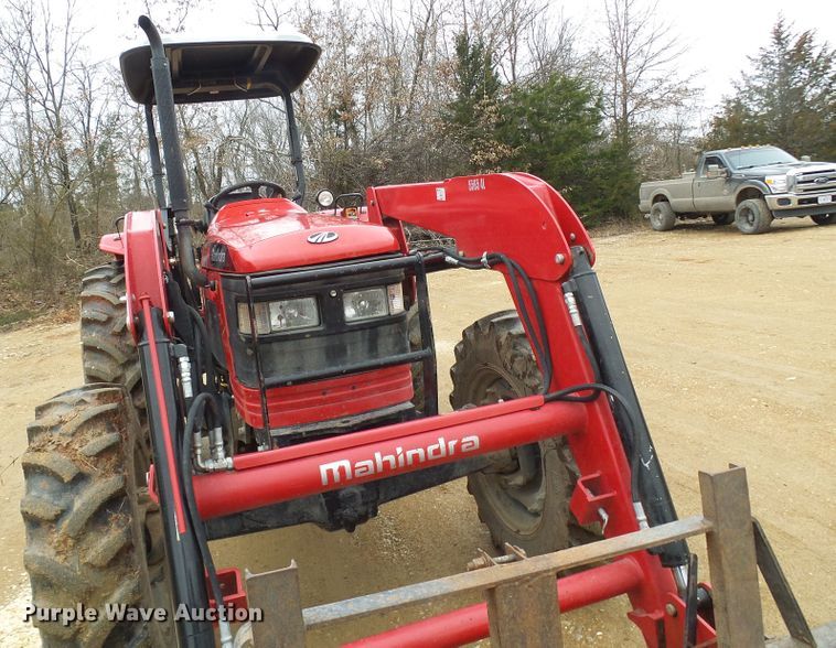 image for item DG5577 Mahindra 5570 HFWD tractor