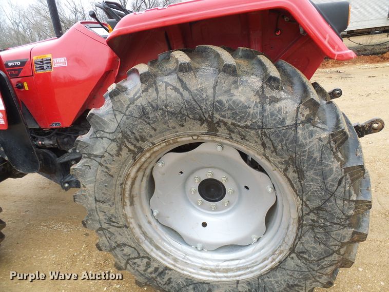 image for item DG5577 Mahindra 5570 HFWD tractor