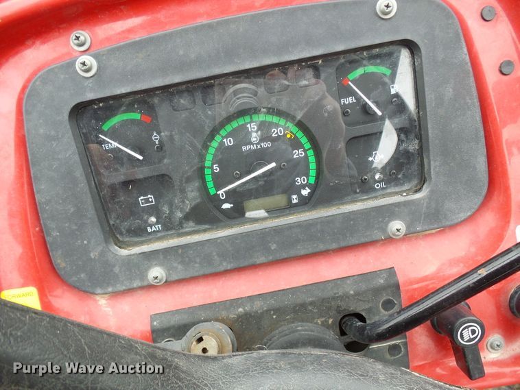 image for item DG5577 Mahindra 5570 HFWD tractor