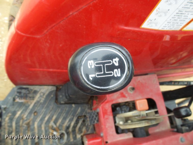 image for item DG5577 Mahindra 5570 HFWD tractor