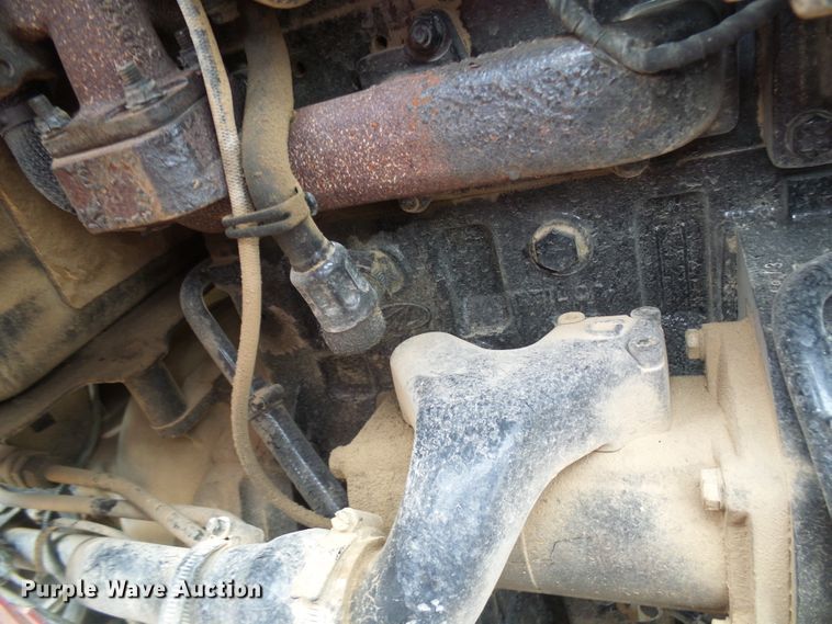 image for item DG5577 Mahindra 5570 HFWD tractor