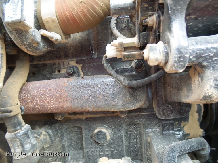 image for item DG5577 Mahindra 5570 HFWD tractor