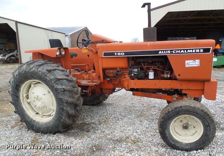 image for item DG5591 Allis Chalmers 180 tractor