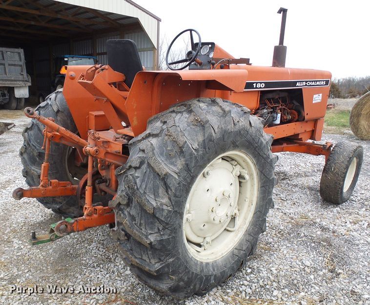 image for item DG5591 Allis Chalmers 180 tractor
