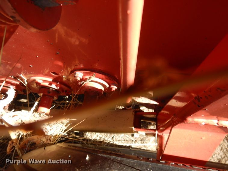 image for item DG5931 Hesston 5800 round baler