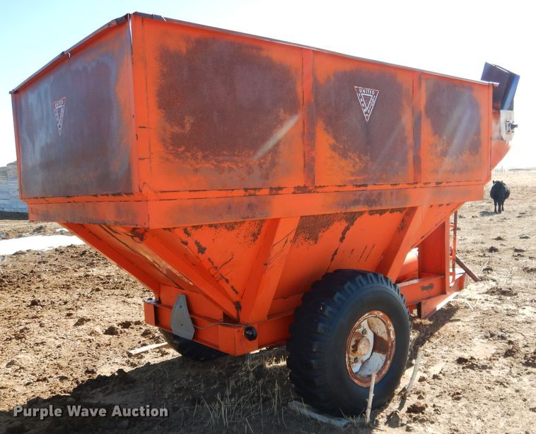 image for item DG5933 United grain cart