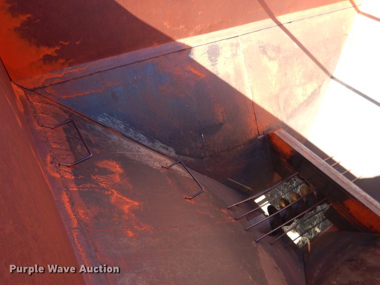 image for item DG5933 United grain cart