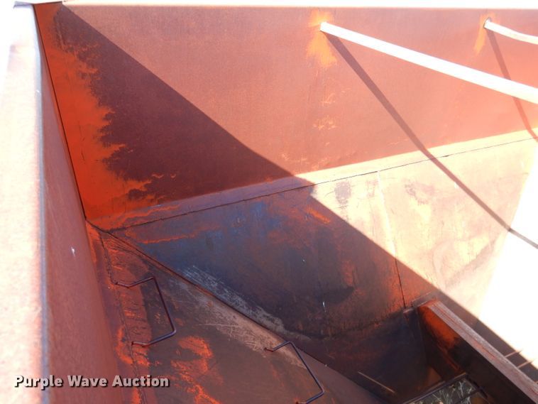 image for item DG5933 United grain cart