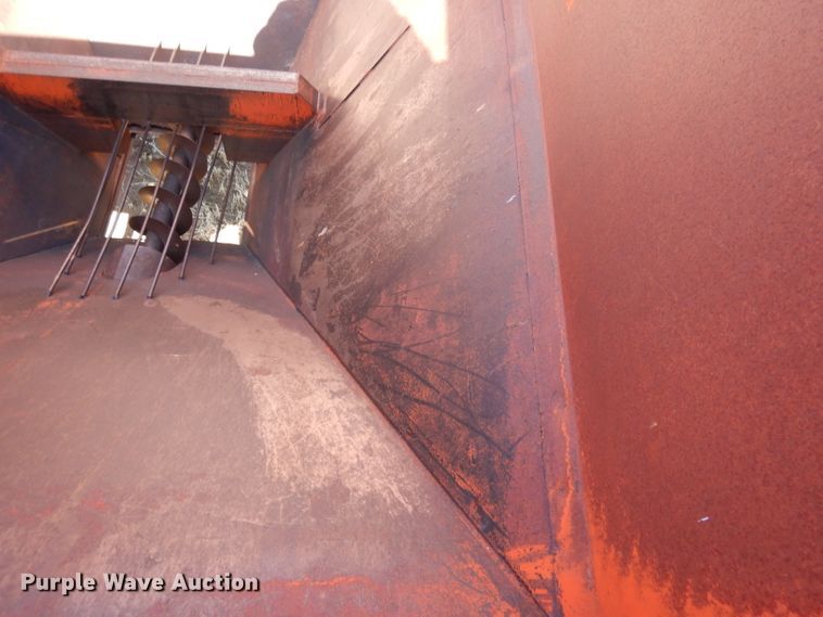 image for item DG5933 United grain cart