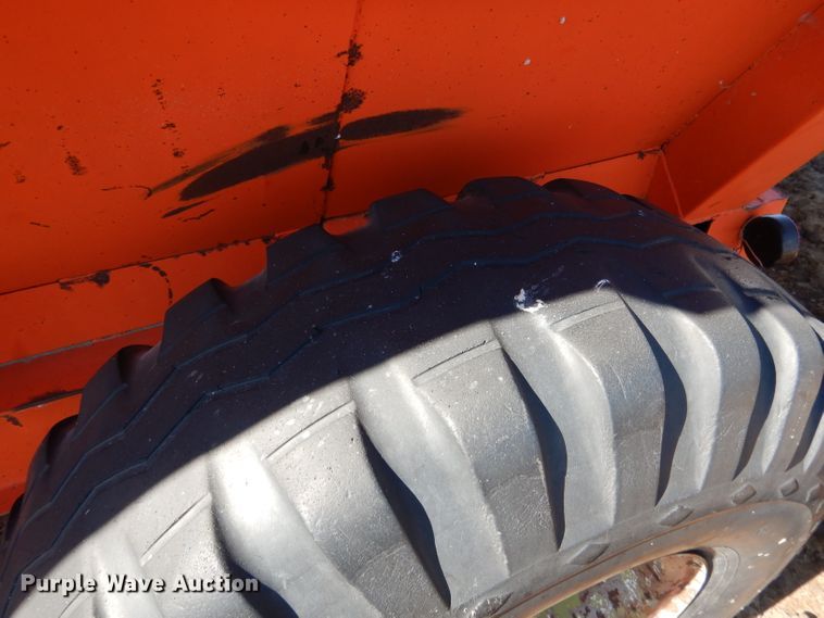 image for item DG5933 United grain cart