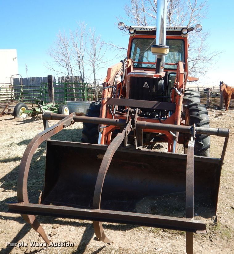 image for item DG5934 1981 Allis Chalmers 6080 MFWD tractor