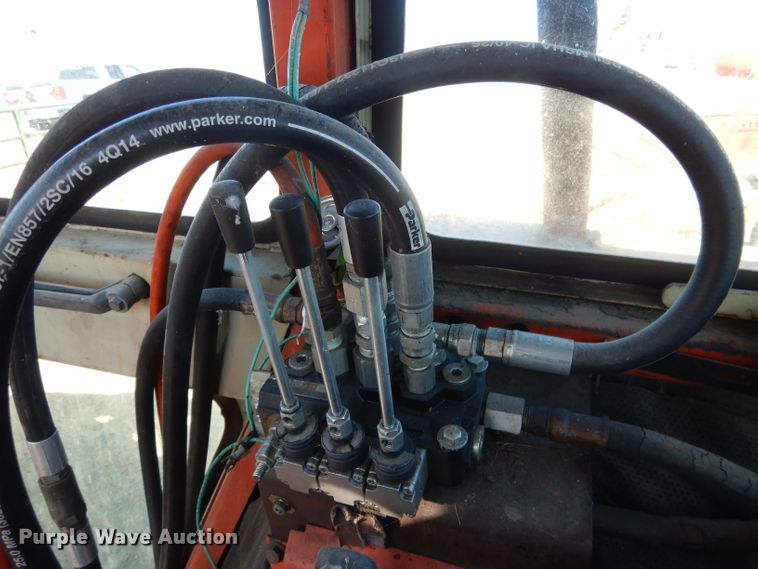 image for item DG5934 1981 Allis Chalmers 6080 MFWD tractor