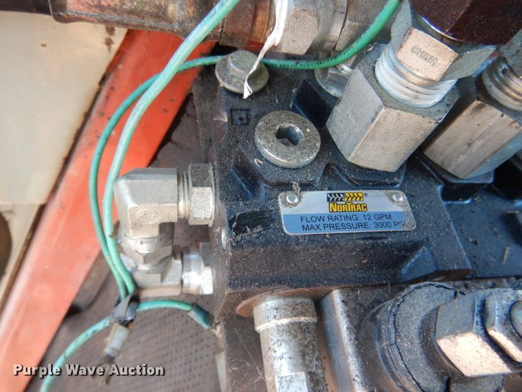 image for item DG5934 1981 Allis Chalmers 6080 MFWD tractor