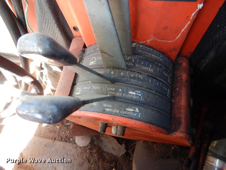 image for item DG5934 1981 Allis Chalmers 6080 MFWD tractor