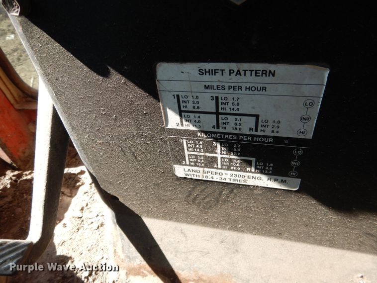 image for item DG5934 1981 Allis Chalmers 6080 MFWD tractor