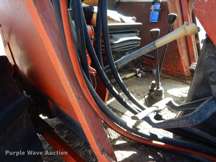 image for item DG5934 1981 Allis Chalmers 6080 MFWD tractor