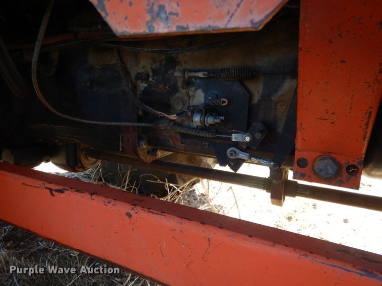 image for item DG5934 1981 Allis Chalmers 6080 MFWD tractor