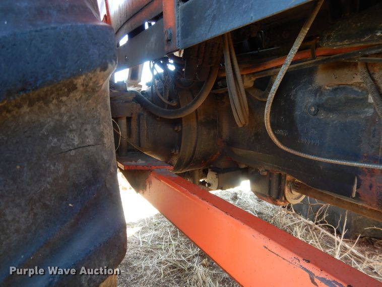 image for item DG5934 1981 Allis Chalmers 6080 MFWD tractor