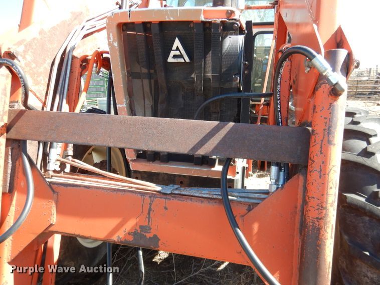 image for item DG5934 1981 Allis Chalmers 6080 MFWD tractor