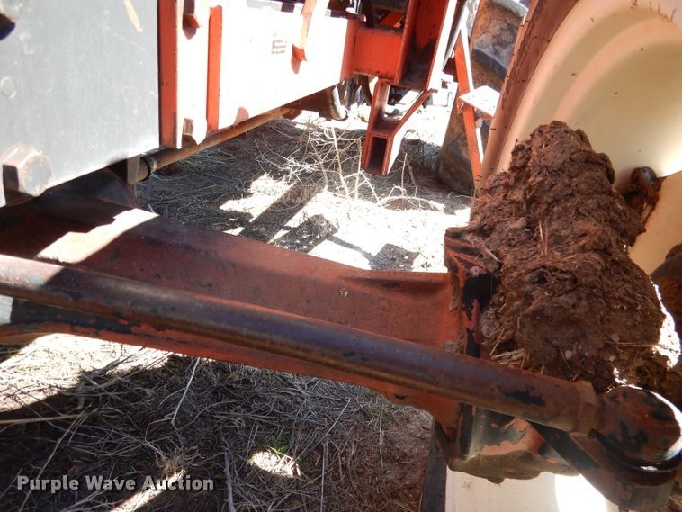 image for item DG5934 1981 Allis Chalmers 6080 MFWD tractor