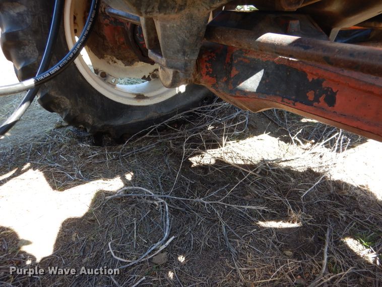 image for item DG5934 1981 Allis Chalmers 6080 MFWD tractor