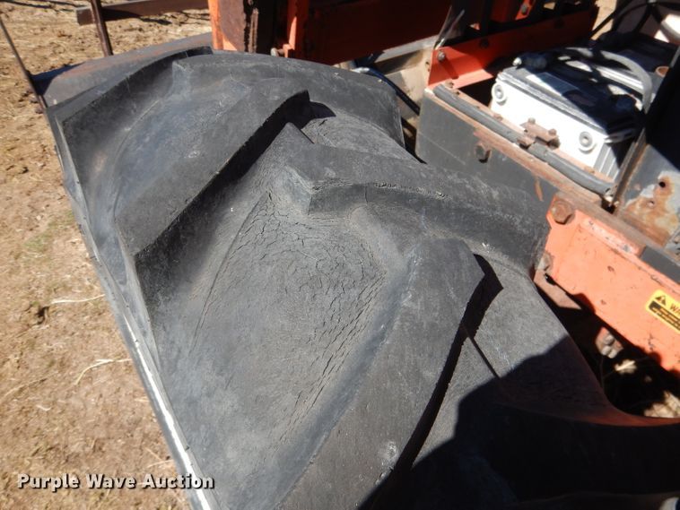 image for item DG5934 1981 Allis Chalmers 6080 MFWD tractor