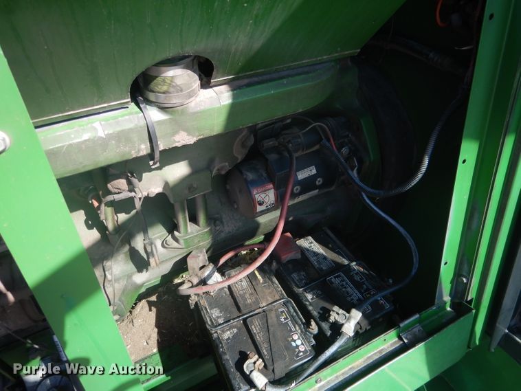 image for item DG5937 1988 John Deere 7720 Titan II combine