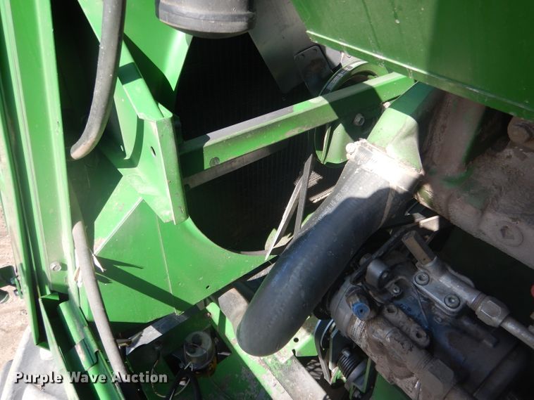 image for item DG5937 1988 John Deere 7720 Titan II combine