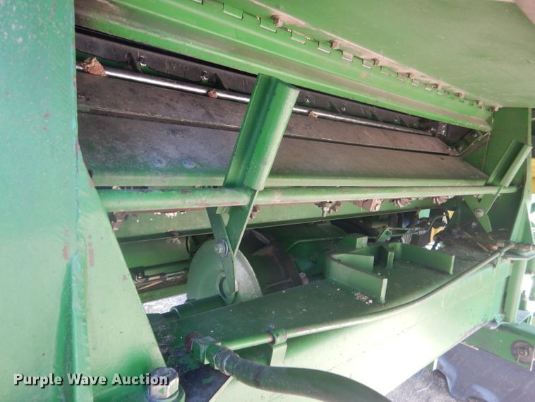 image for item DG5937 1988 John Deere 7720 Titan II combine