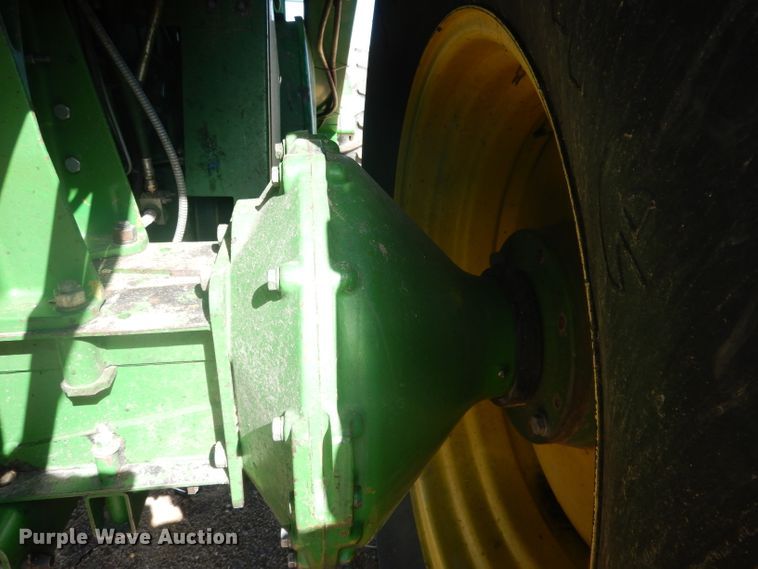 image for item DG5937 1988 John Deere 7720 Titan II combine