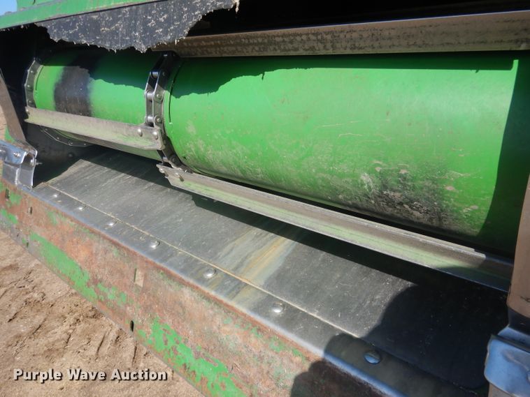 image for item DG5937 1988 John Deere 7720 Titan II combine