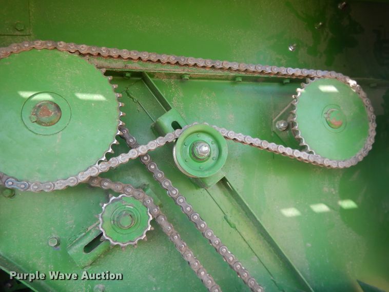 image for item DG5937 1988 John Deere 7720 Titan II combine