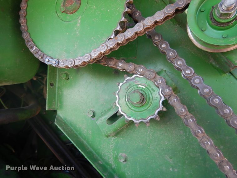 image for item DG5937 1988 John Deere 7720 Titan II combine