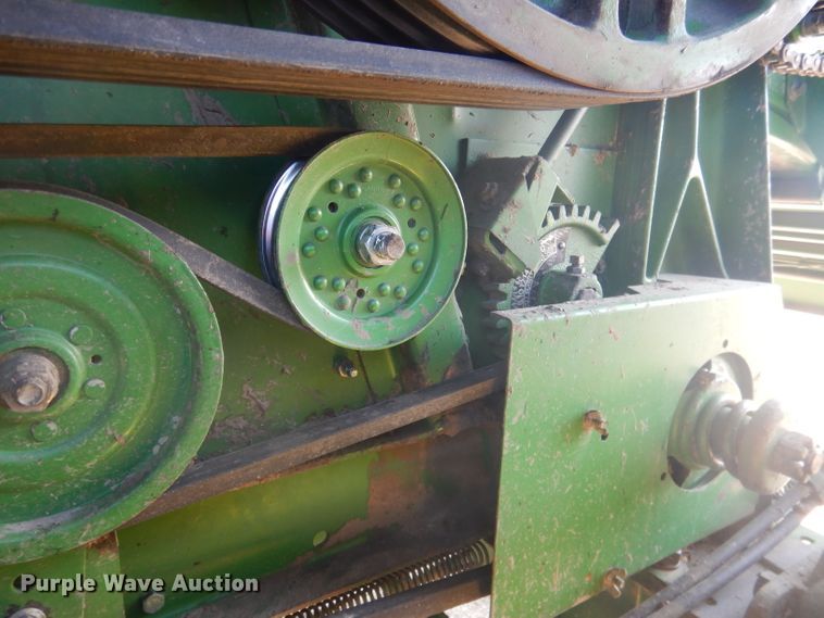 image for item DG5937 1988 John Deere 7720 Titan II combine