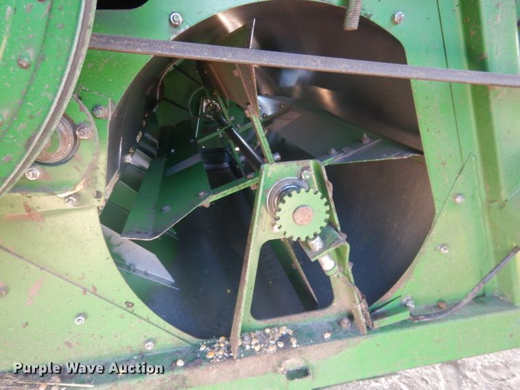 image for item DG5937 1988 John Deere 7720 Titan II combine