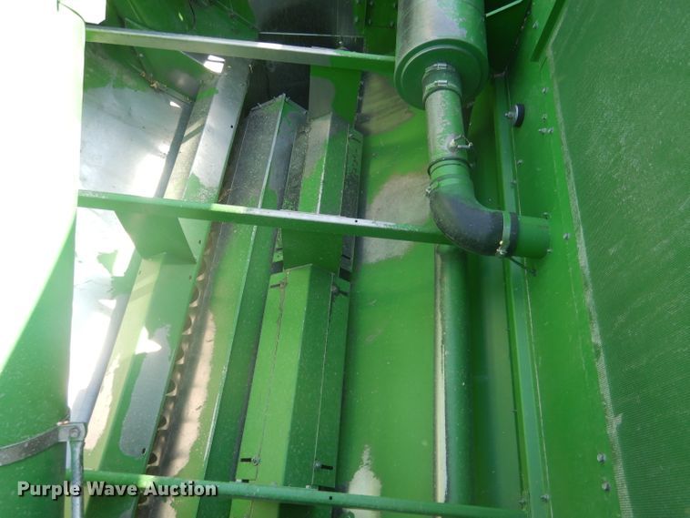 image for item DG5937 1988 John Deere 7720 Titan II combine