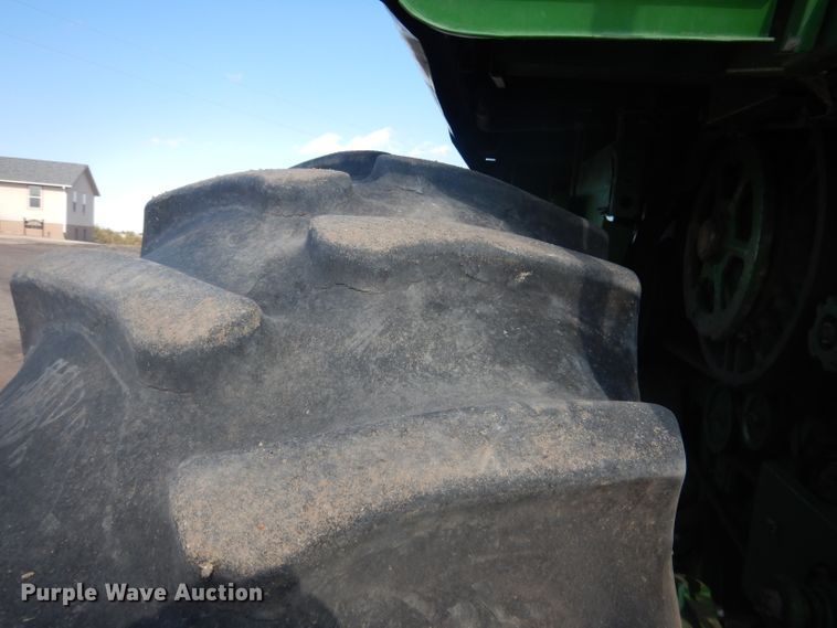 image for item DG5937 1988 John Deere 7720 Titan II combine