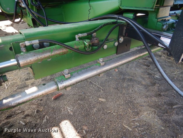 image for item DG5937 1988 John Deere 7720 Titan II combine