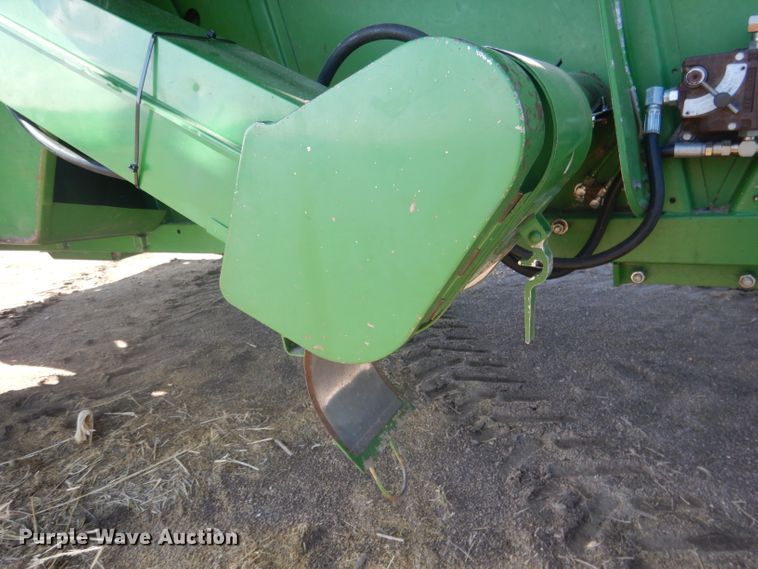 image for item DG5937 1988 John Deere 7720 Titan II combine