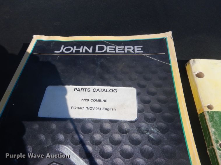 image for item DG5937 1988 John Deere 7720 Titan II combine