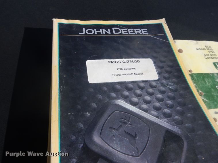 image for item DG5937 1988 John Deere 7720 Titan II combine