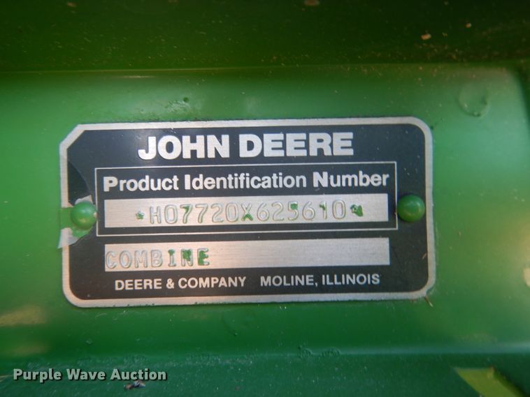 image for item DG5937 1988 John Deere 7720 Titan II combine