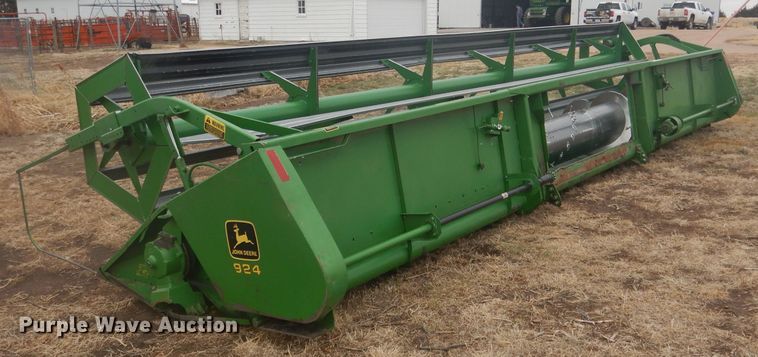 image for item DG5938 John Deere 924 rigid head